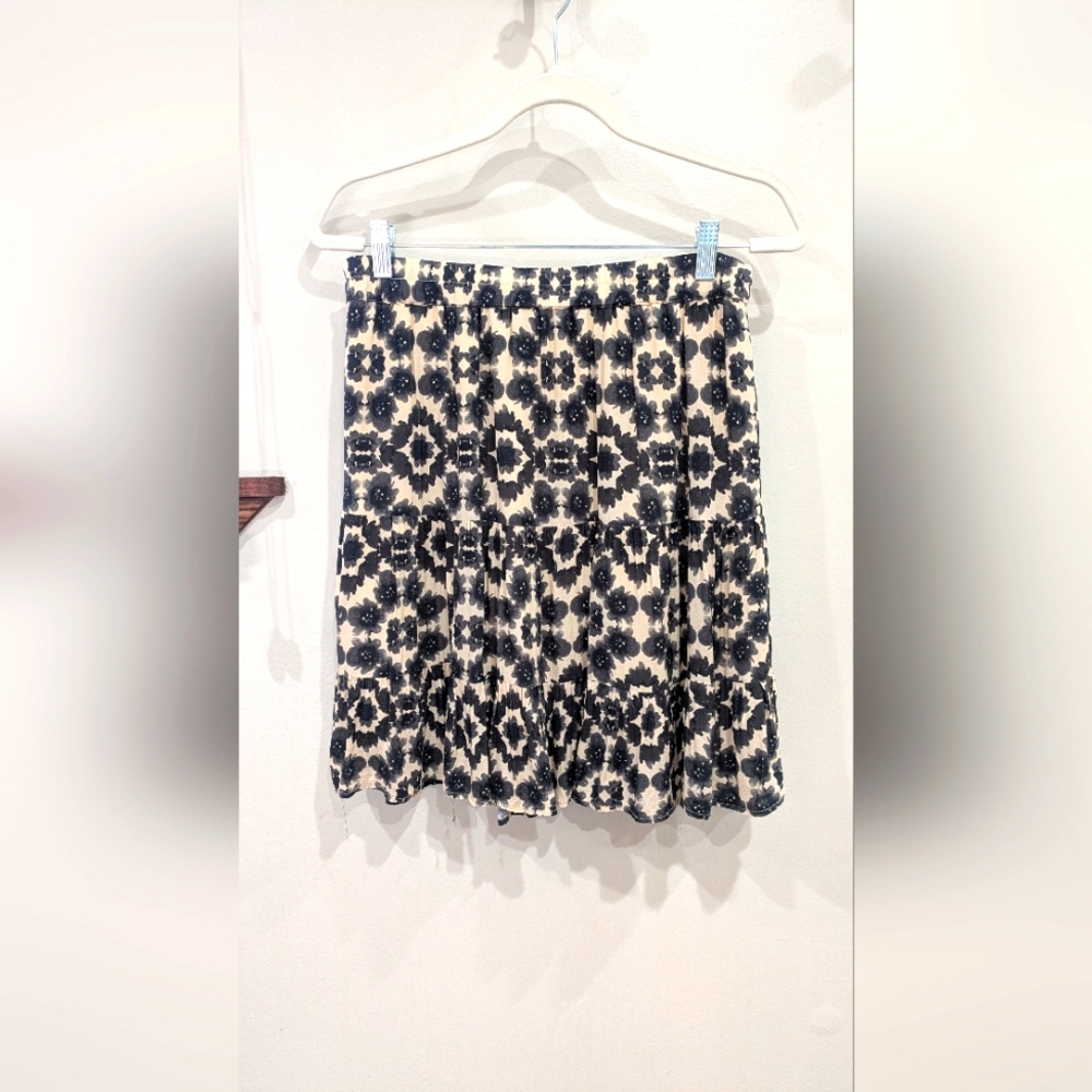 Amour Vert Skirt Size M
